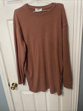 Double Zero Long Sleeve Crewneck Top - Rust